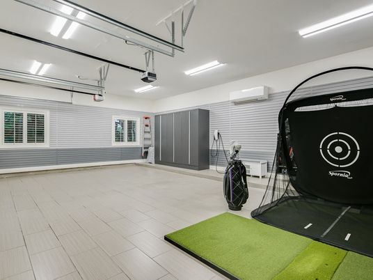 Garage, Interior, Wood Texture Flooring