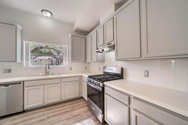 Interior, Kitchen, Stainless Steel Appliances, Wood Texture Flooring