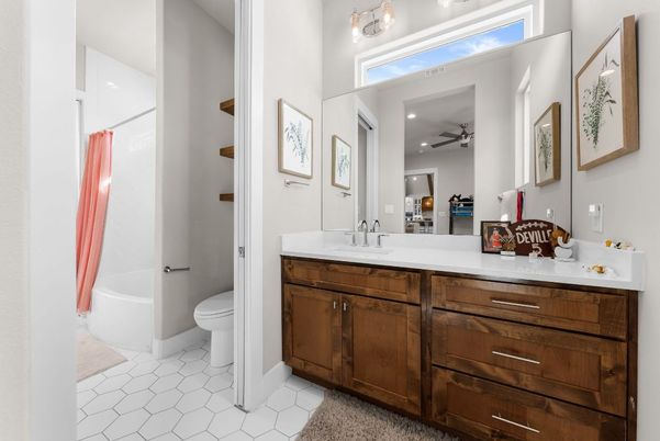 Bathroom, Interior, Recessed Lighting