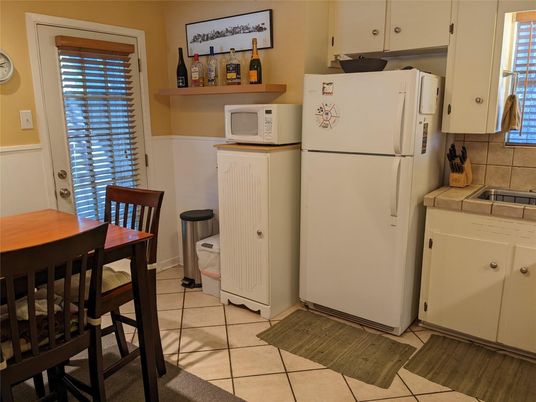 Interior, Kitchen, Tile Countertops