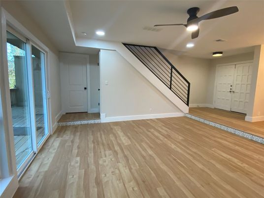 Empty room, Interior, Recessed Lighting, Wood Texture Flooring