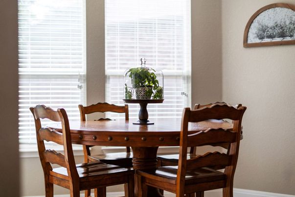 Dining room, Interior