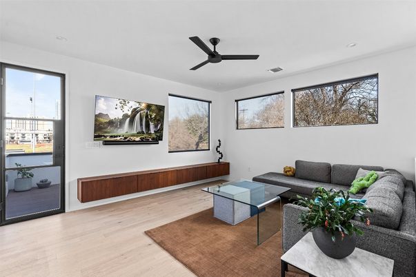 Interior, Living room, Recessed Lighting, Wood Texture Flooring