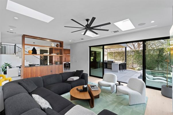 Interior, Living room, Recessed Lighting, Wood Texture Flooring