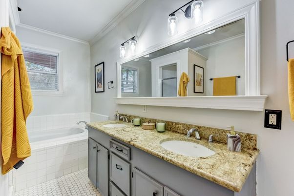 Bathroom, Dual Sink Vanities, Interior