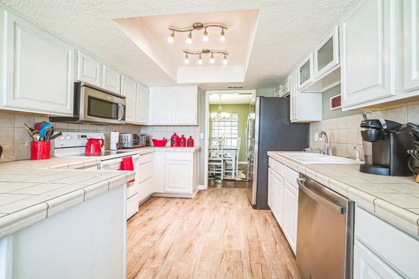 Dining room, Interior, Kitchen, Tile Countertops, Wood Texture Flooring