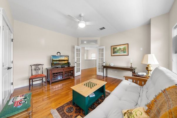 Interior, Living room, Recessed Lighting, Wood Texture Flooring