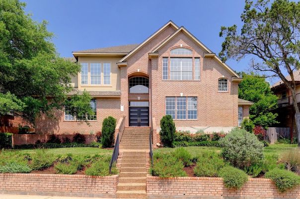 Exterior, Facade, Brick Facade, Brick Traditional
