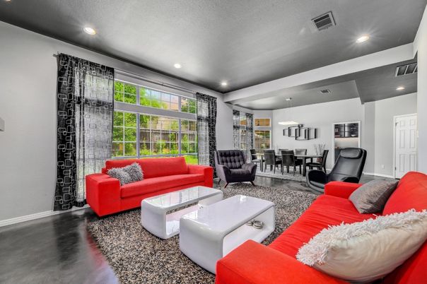 Dining room, Interior, Living room, Pendant Lights, Recessed Lighting