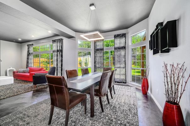 Dining room, Interior, Living room, Pendant Lights, Recessed Lighting