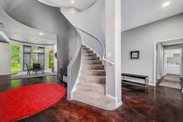 Interior, Recessed Lighting, Wood Texture Flooring