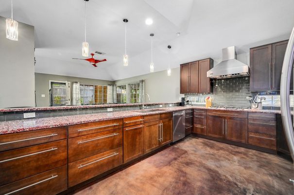Interior, Kitchen, Pendant Lights, Recessed Lighting, Stone Walls