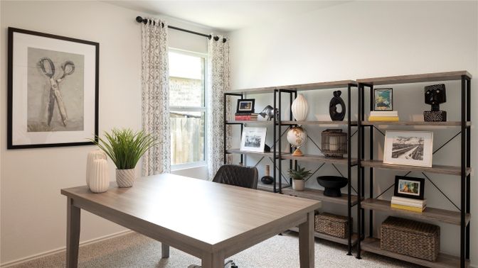 Home Office, Interior