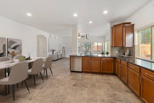 Dining room, Interior, Kitchen, Recessed Lighting