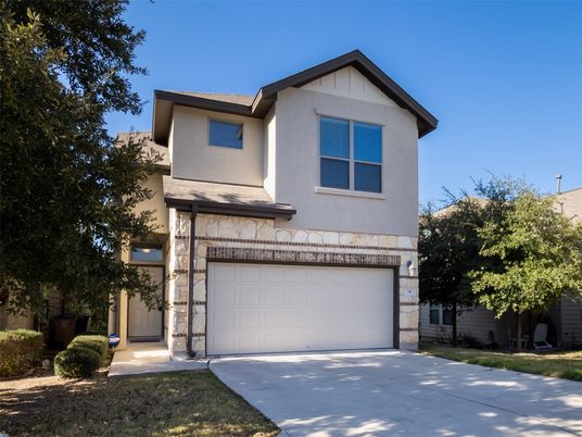 Attached, Exterior, Facade, Brick Traditional