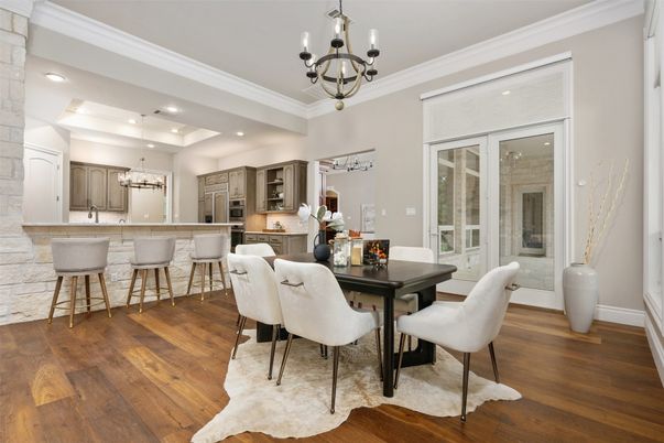 Chandelier, Dining room, Interior, Kitchen, Recessed Lighting, Stainless Steel Appliances, Wood Texture Flooring