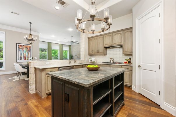 Chandelier, Dining room, Interior, Kitchen, Recessed Lighting, Wood Texture Flooring