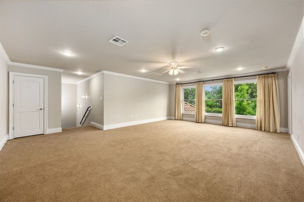 Empty room, Interior, Recessed Lighting