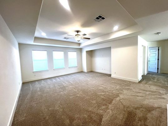 Empty room, Interior, Recessed Lighting