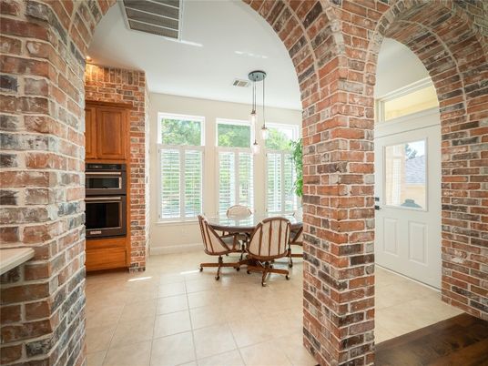 Dining room, Interior, Kitchen, Pendant Lights, Stone Walls