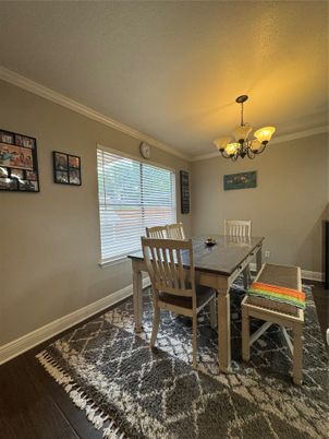 Chandelier, Dining room, Interior