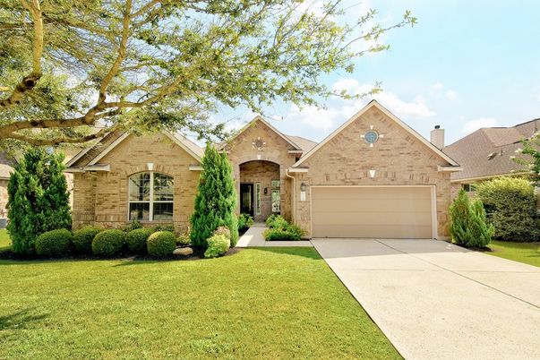 Attached, Exterior, Facade, Brick Facade, Brick Traditional