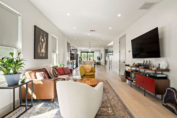 Interior, Living room, Pendant Lights, Recessed Lighting, Wood Texture Flooring