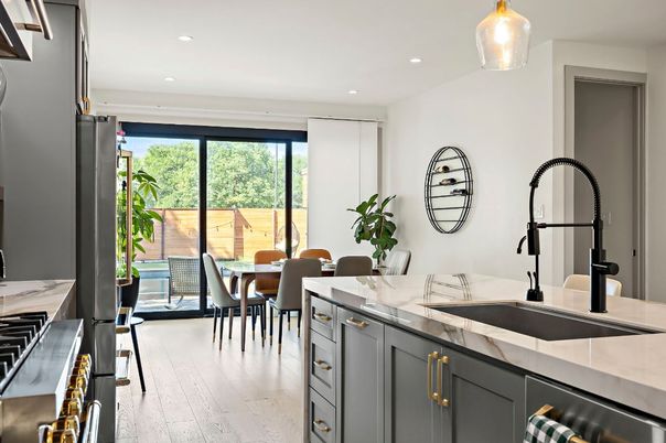 Dining room, Interior, Kitchen, Pendant Lights, Recessed Lighting, Wood Texture Flooring
