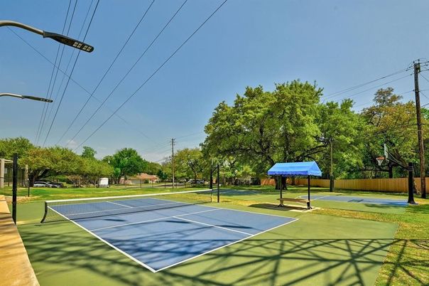 Exterior, Tennis Courts