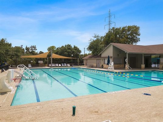 Exterior, Playground, Pool