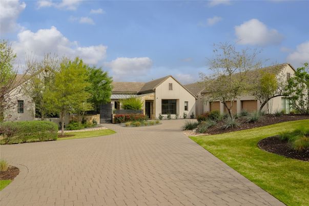 Backyard, Exterior, Facade, French Provincial
