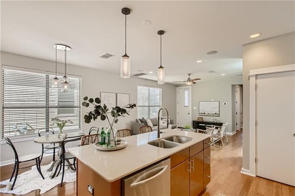 Dining room, Interior, Kitchen, Pendant Lights, Recessed Lighting, Wood Texture Flooring