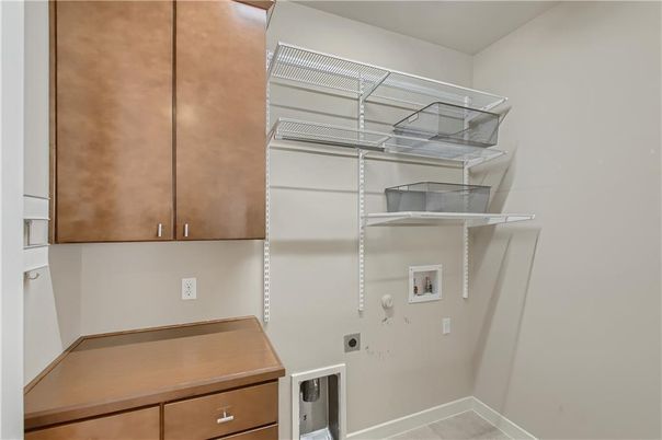Interior, Washer