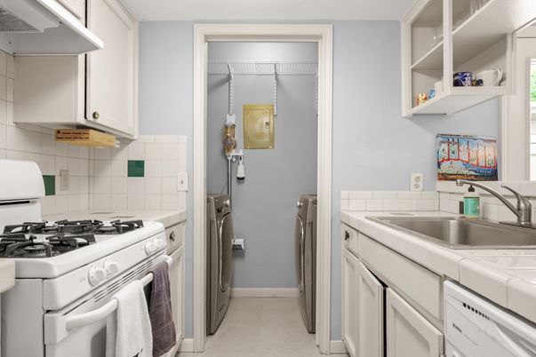 Interior, Kitchen, Tile Countertops
