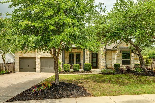 Attached, Exterior, Facade, Ranch