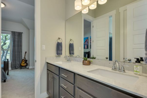 Bathroom, Dual Sink Vanities, Interior