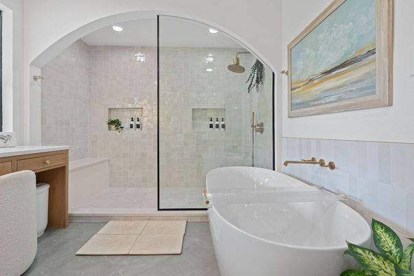 Bathroom, Free Standing Baths, Glass Shower, Interior, Recessed Lighting