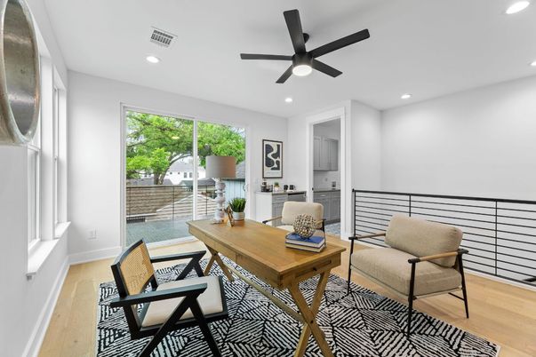Home Office, Interior, Recessed Lighting, Wood Texture Flooring