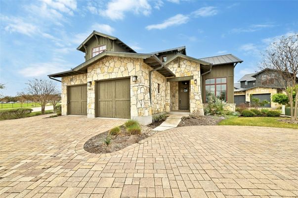 Attached, Exterior, Facade, Brick Traditional