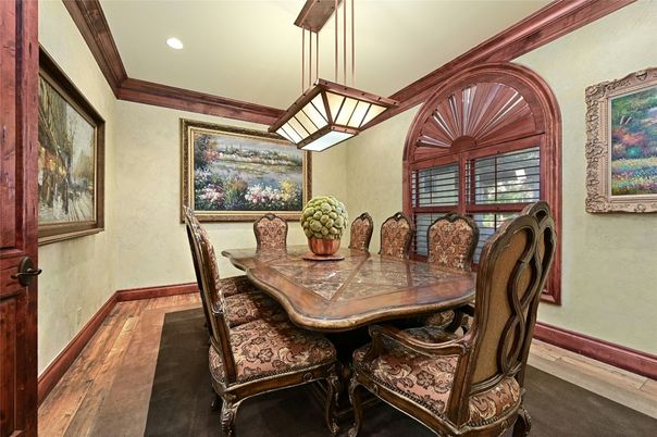 Dining room, Interior, Pendant Lights, Recessed Lighting, Wood Texture Flooring