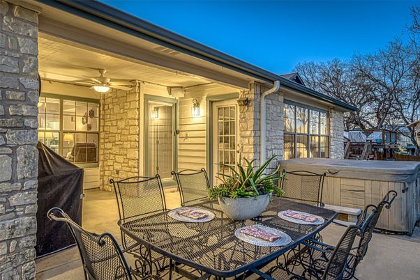 Exterior, Hot Tub