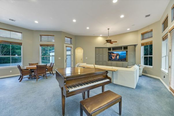 Dining room, Interior, Living room, Piano, Recessed Lighting