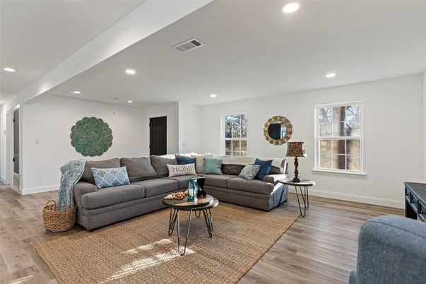 Interior, Living room, Recessed Lighting, Wood Texture Flooring
