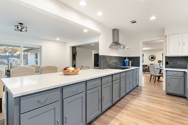 Dining room, Interior, Kitchen, Recessed Lighting, Wood Texture Flooring