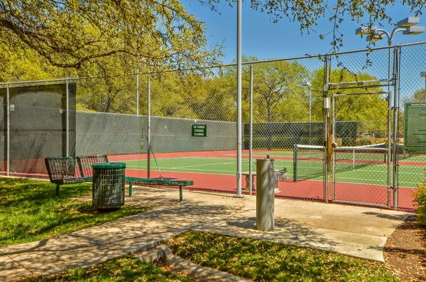 Exterior, Tennis Courts