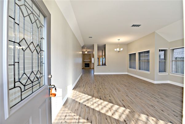 Chandelier, Empty room, Interior, Wood Texture Flooring