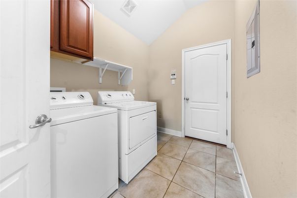 Interior, Washer