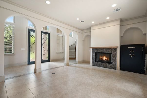 Fireplace, Interior, Recessed Lighting