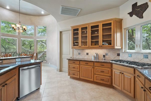 Interior, Kitchen, Pendant Lights, Recessed Lighting
