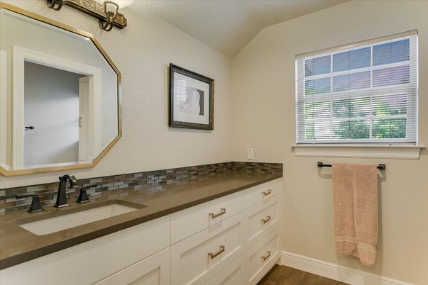 Bathroom, Dual Sink Vanities, Interior, Wood Texture Flooring